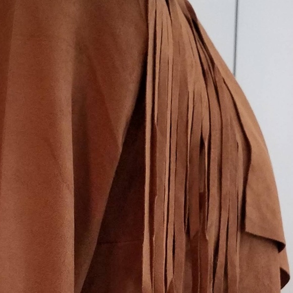 LAST ONE! NWT Faux Suede Boho Fringe Trim Jacket - Picture 6 of 7